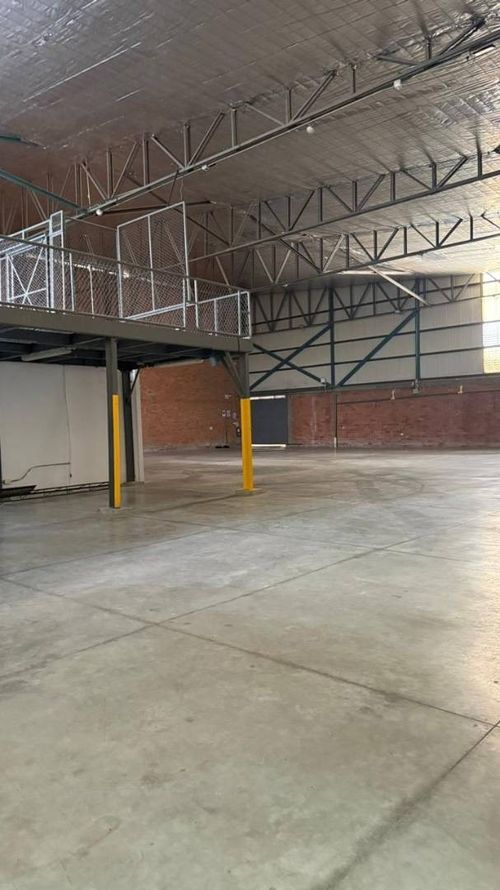 Bodega en arriendo en Arroyohondo, Yumbo, 1200 m² · foto 3 de 12