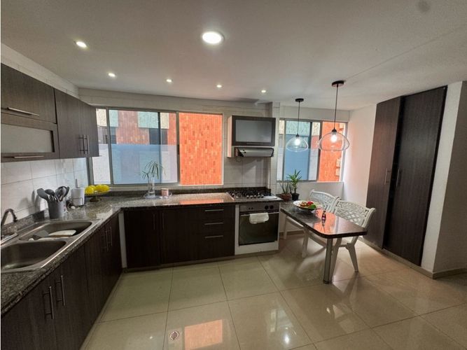 Apartamento de 3 alcobas en venta en Altos Del Prado, Barranquilla, 186 m² · foto 6 de 22