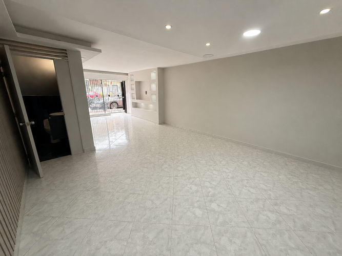 Local en arriendo en La Magnolia, Envigado, 150 m² · foto 9 de 15