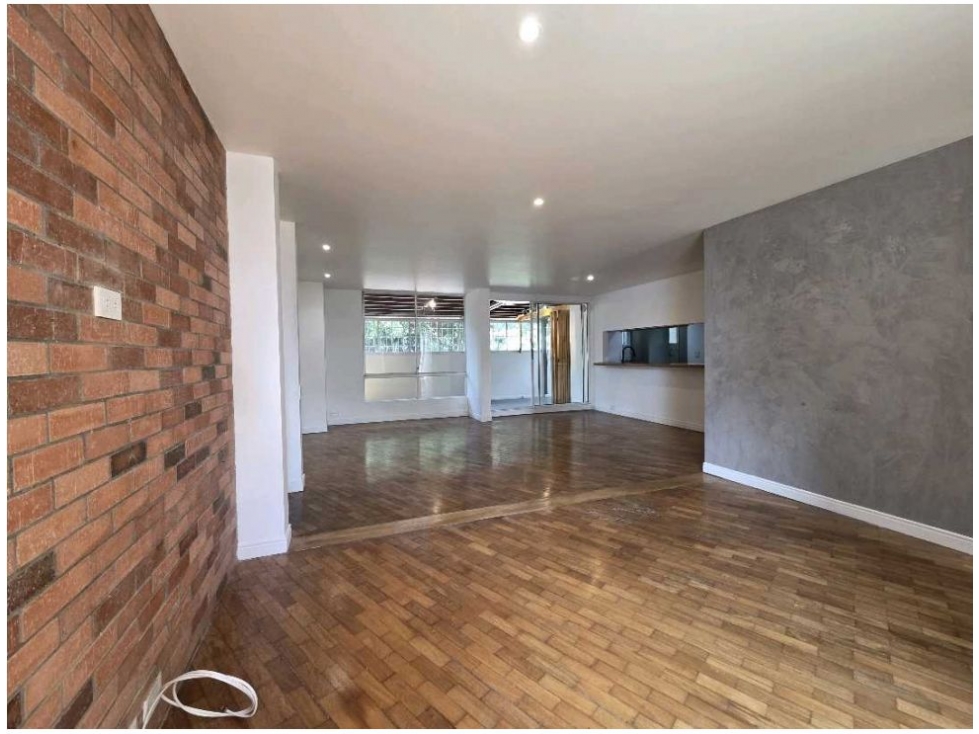 Apartamento en venta en El Poblado, Medellín 2