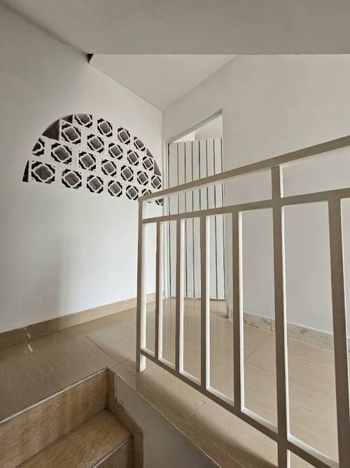 Casa de 8 alcobas en venta en Napoles, Cali, 300 m² · foto 16 de 24
