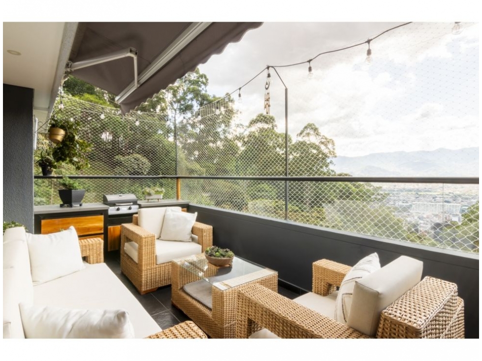 Apartamento en venta en El Poblado, Medellín 2