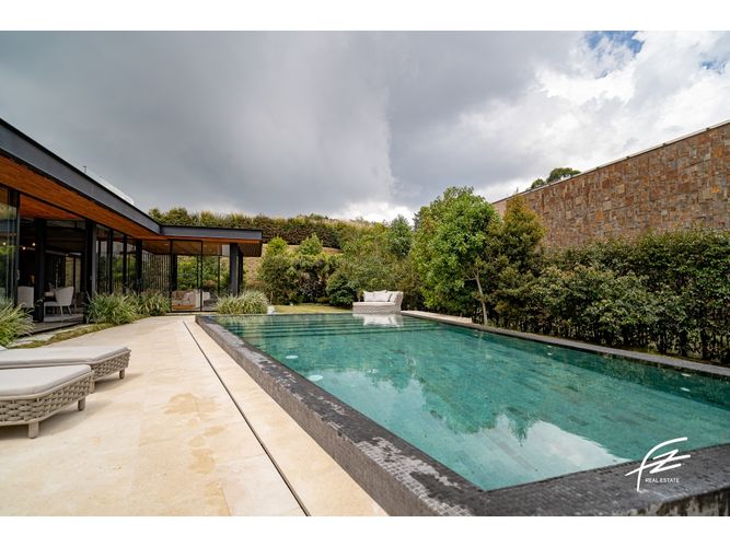 Casa de 4 alcobas en venta en Las Palmas, Envigado, 1770 m² · foto 7 de 24