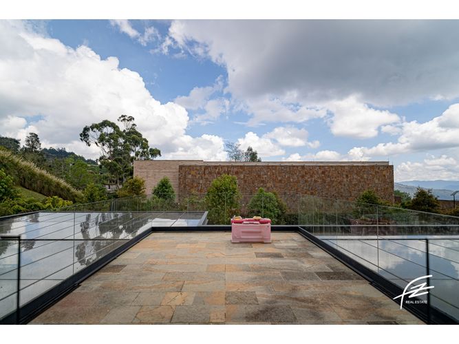 Casa de 4 alcobas en venta en Las Palmas, Envigado, 1770 m² · foto 15 de 24