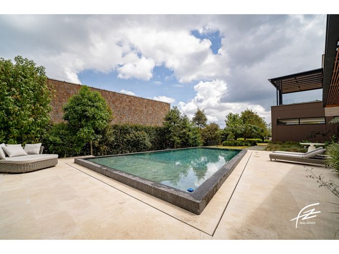 Casa de 4 alcobas en venta en Las Palmas, Envigado, 1770 m² · foto 20 de 24