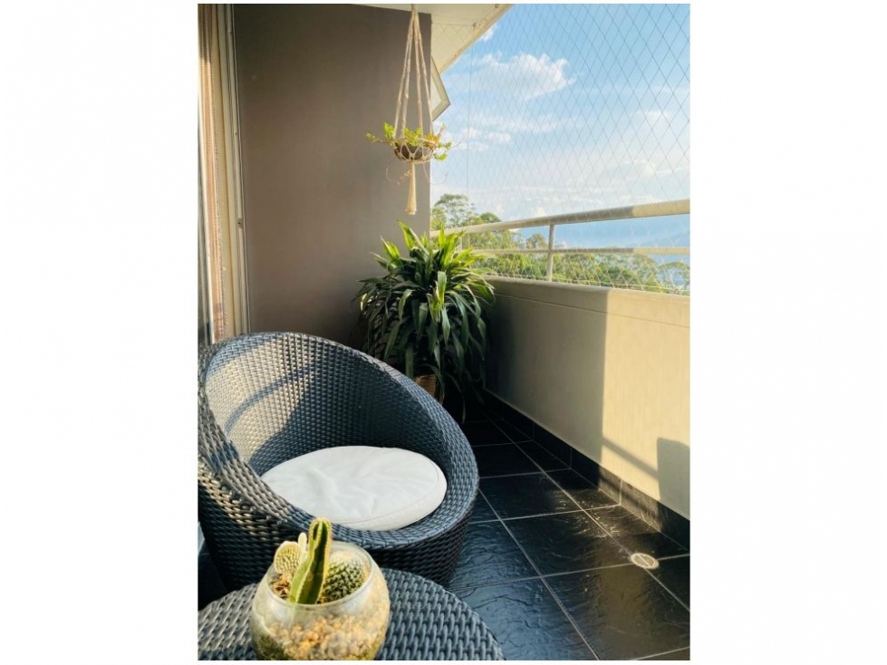 Apartamento en venta en El Poblado, Medellín 3