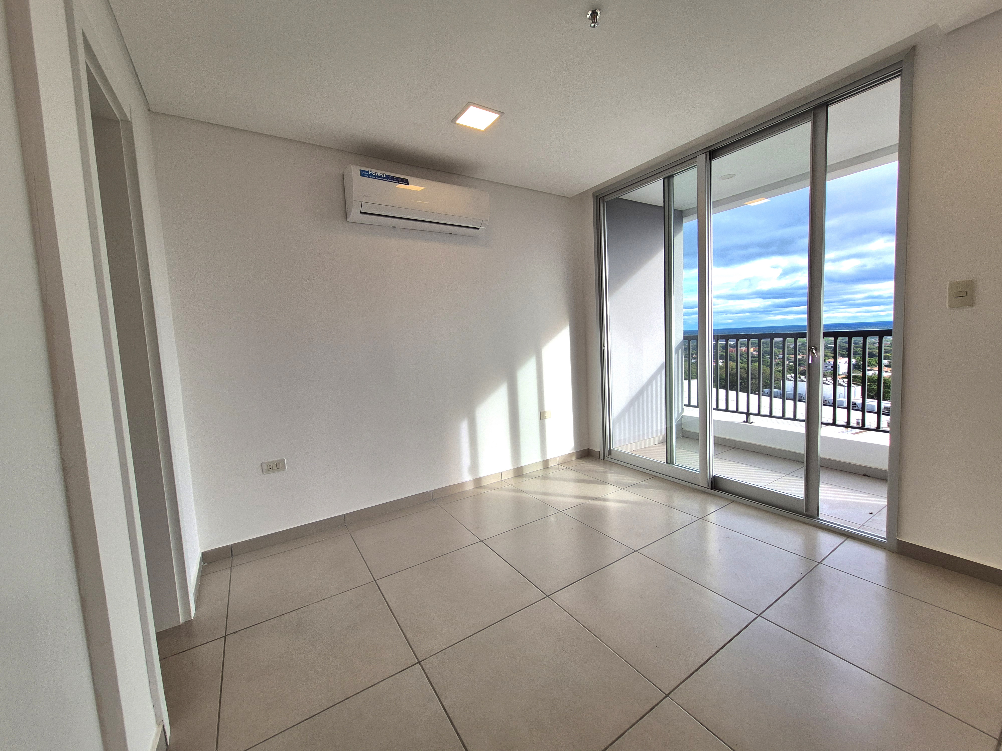 Hermoso mono ambiente en alquiler zona avenida Félix Bogado — foto 3