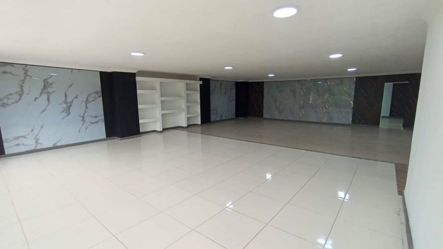 Local en arriendo en Vipasa, Cali, 200 m² · foto 3 de 11