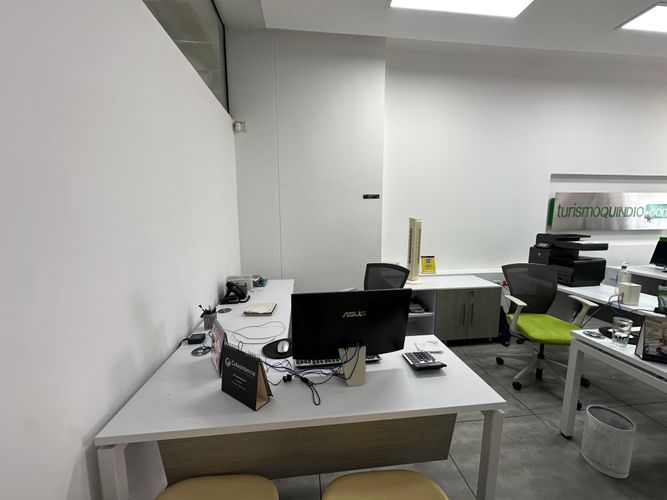 Oficina en arriendo en Caminos De San Lorenzo, Armenia, 100 m² · foto 2 de 15
