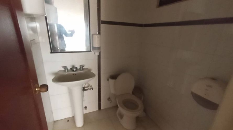 Local en arriendo en San Vicente, Cali, 500 m² · foto 19 de 20
