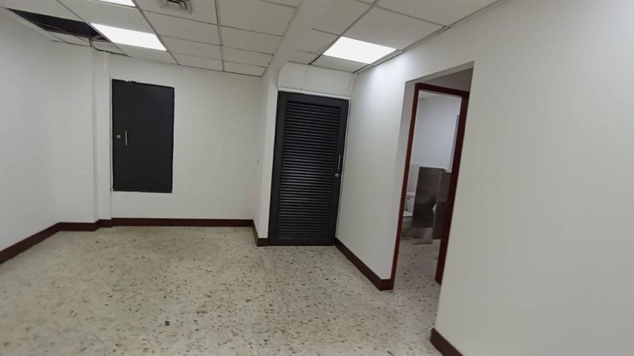 Local en arriendo en Ciudad Capri, Cali, 300 m² · foto 13 de 23