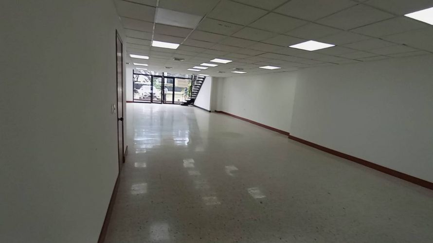 Local en arriendo en Ciudad Capri, Cali, 300 m² · foto 15 de 23