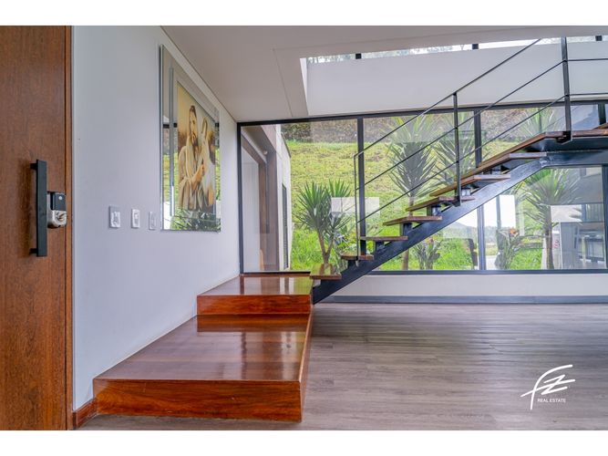 Casa de 5 alcobas en venta en Las Palmas, Envigado, 370 m² · foto 11 de 22