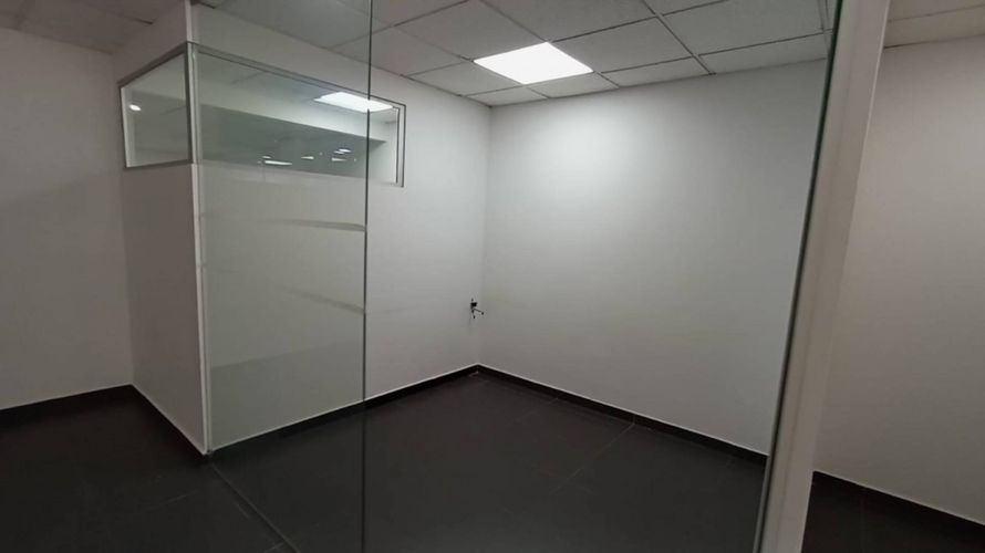 Local en arriendo en Ciudad Capri, Cali, 300 m² · foto 13 de 24