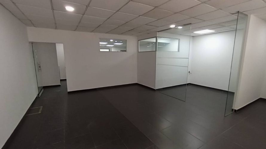 Local en arriendo en Ciudad Capri, Cali, 300 m² · foto 14 de 24