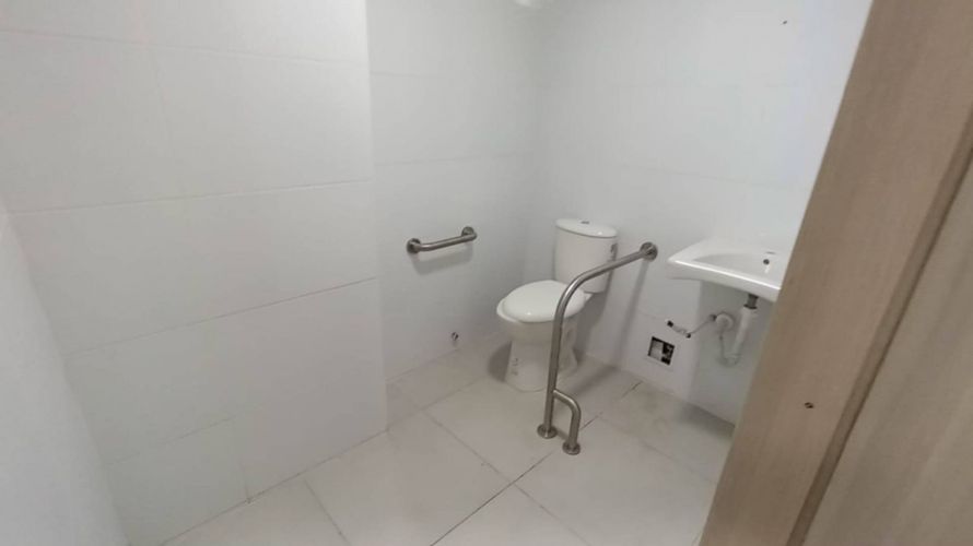 Local en arriendo en Ciudad Capri, Cali, 300 m² · foto 23 de 24