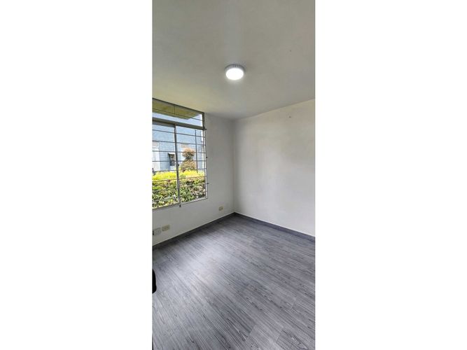 Casa de 3 alcobas en venta en Centro, Funza, 69 m² · foto 5 de 16