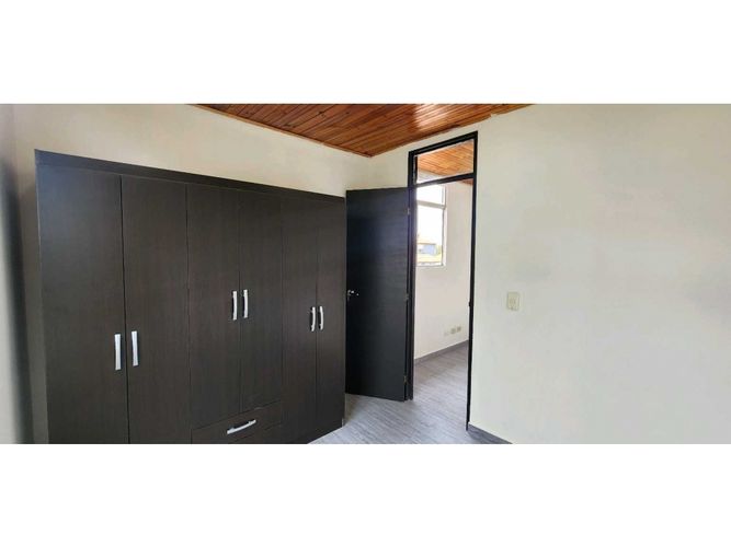 Casa de 3 alcobas en venta en Centro, Funza, 69 m² · foto 13 de 16