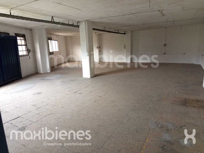 Local en arriendo en Trinidad, Medellín, 150 m² · foto 3 de 9