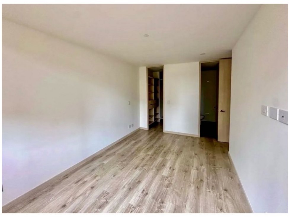 Apartamento en venta en El Poblado, Medellín 5
