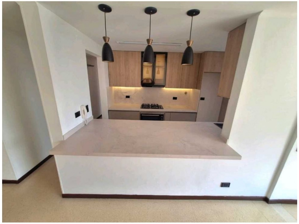 Apartamento en venta en El Poblado, Medellín 2