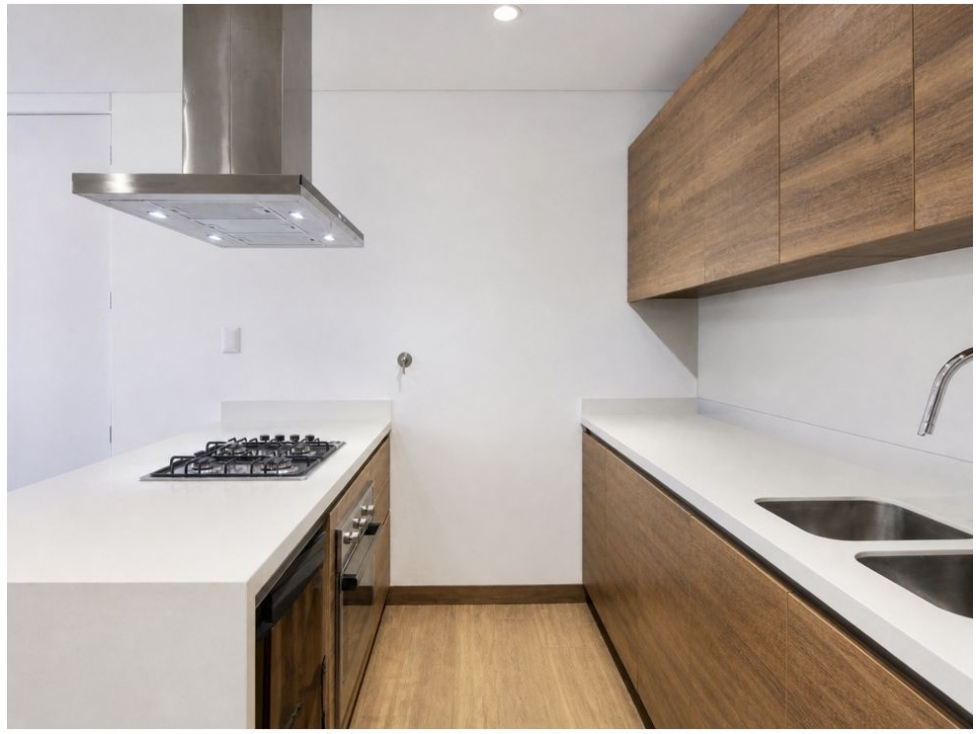 Apartamento en venta en El Poblado, Medellín 5