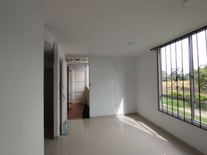 Apartamento de 2 alcobas en venta en San Isidro, Jamundí, 45 m² · foto 4 de 21