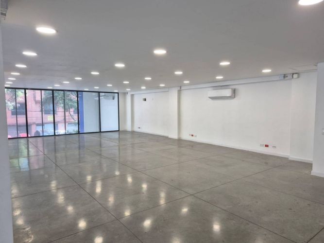Local en arriendo en Santa Monica, Cali, 500 m² · foto 4 de 5