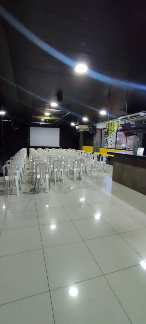 Local en arriendo en San Fernando Nuevo, Cali, 200 m² · foto 3 de 3
