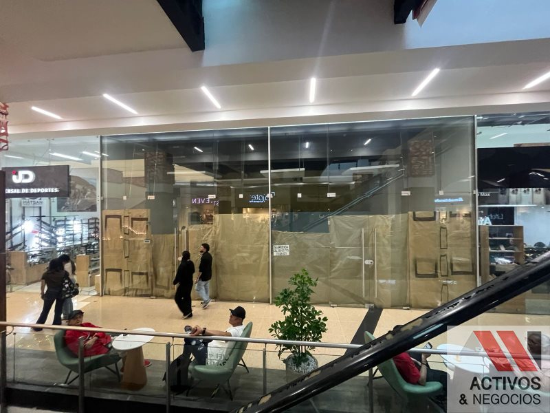 Local en Arriendo en Colombia, Medellín