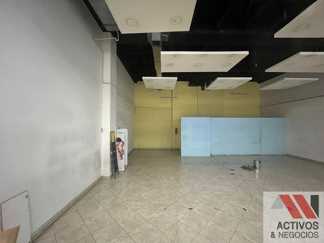 Local en arriendo en Colombia, Medellín, 56 m² · foto 2 de 3