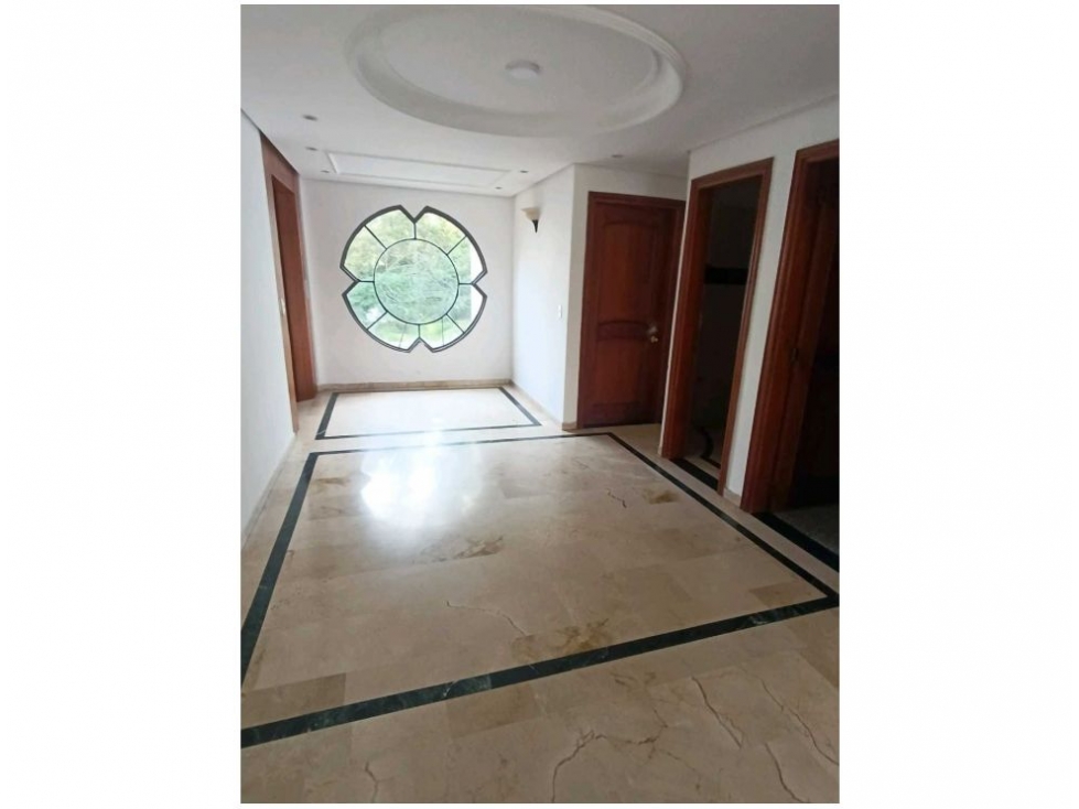 Apartamento en venta en El Poblado, Medellín 3