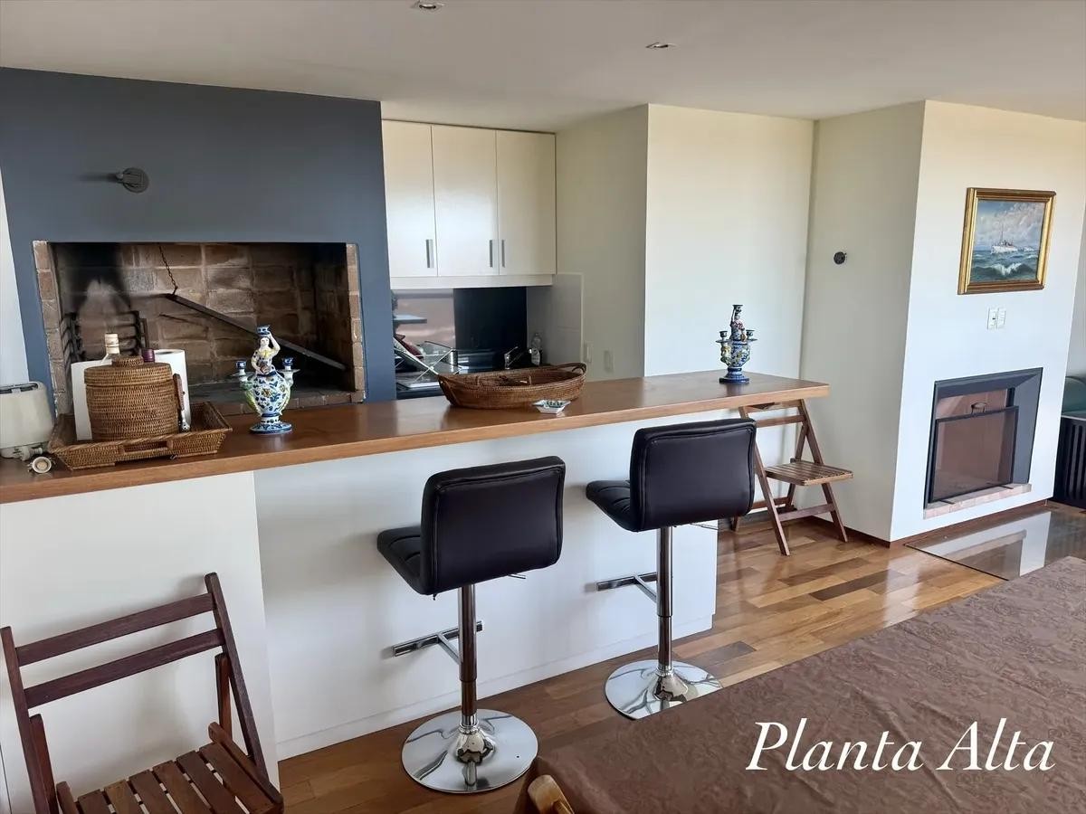 Venta de Apartamentos Punta Carretas 3 Dormitorios Penthouse - Więcej
