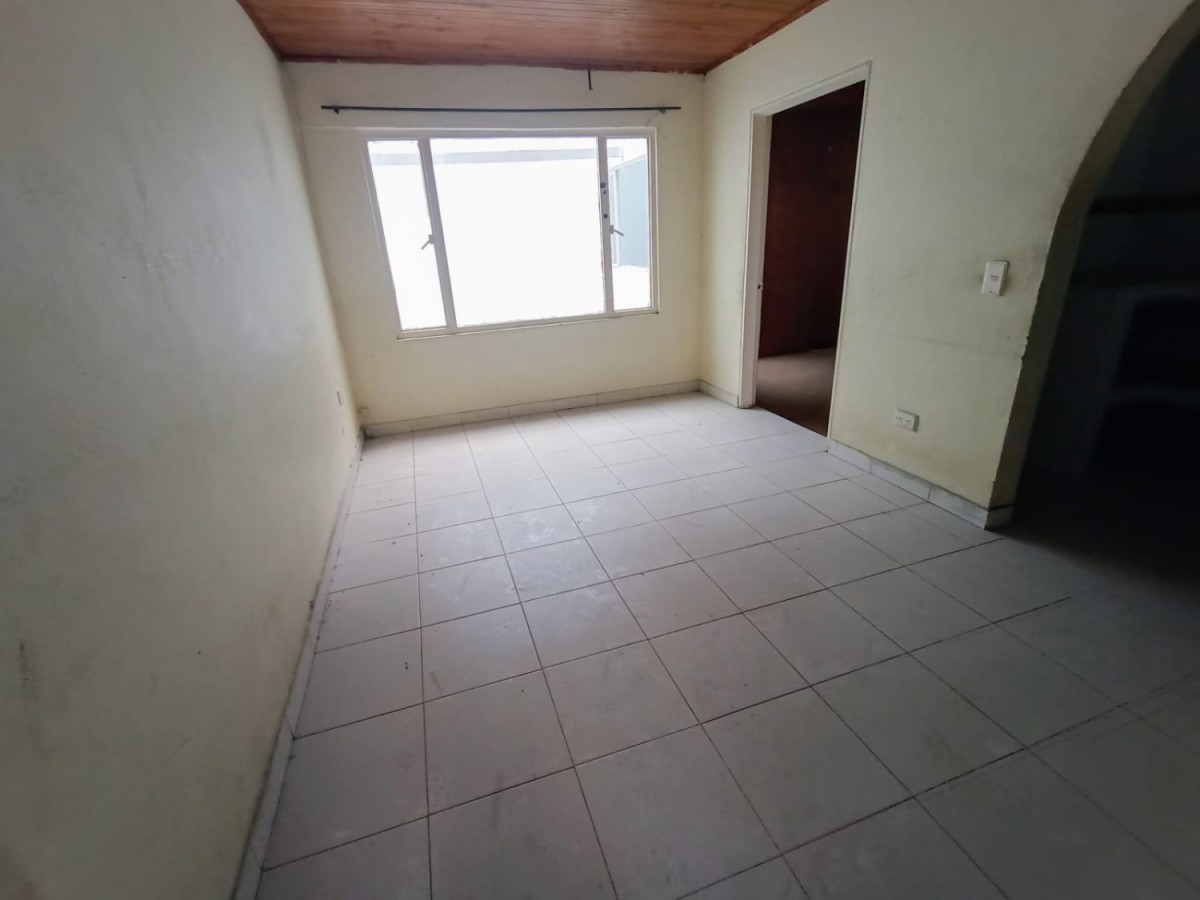 Casa en venta en Aures, Bogotá · foto 9 de 24