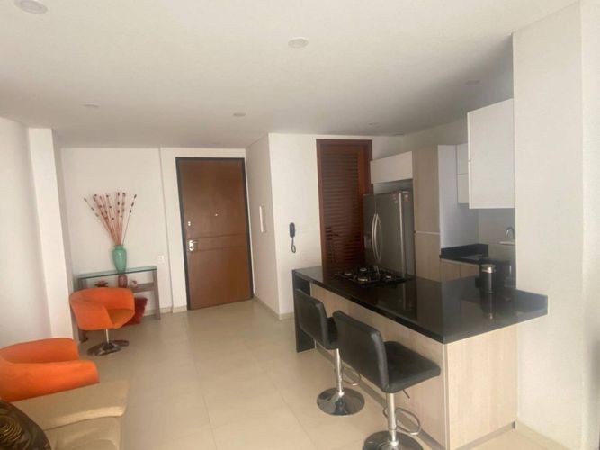 Apartamento de 2 alcobas en venta en Terrazas, Bucaramanga, 65 m² · foto 2 de 13
