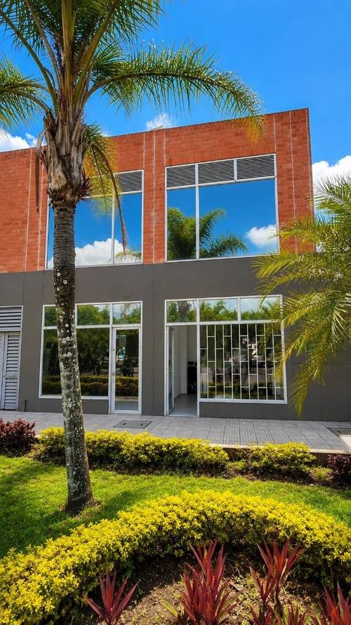 Local en arriendo en Palmaseca, Yumbo, 60 m² · foto 2 de 11
