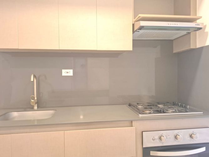 Apartamento de 2 alcobas en arriendo en El Poblado, Medellín, 79 m² · foto 3 de 13