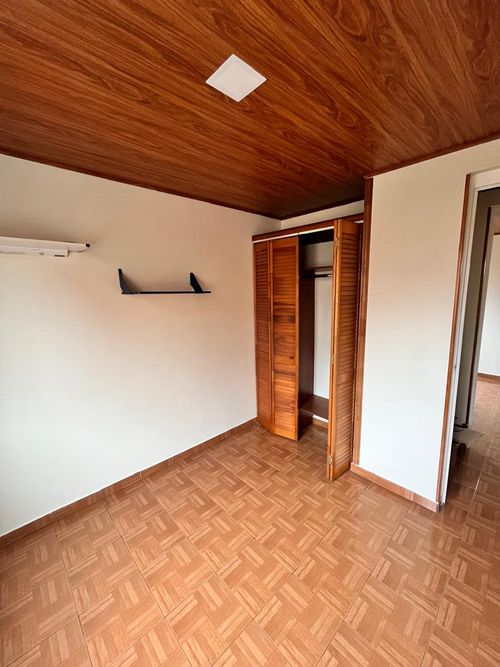 Apartamento de 3 alcobas en venta en Quintanares Et. Vi, Soacha, 59 m² · foto 3 de 23