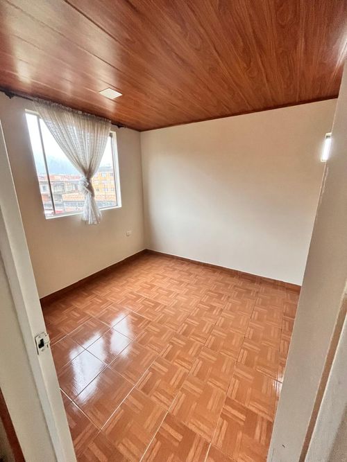 Apartamento de 3 alcobas en venta en Quintanares Et. Vi, Soacha, 59 m² · foto 4 de 23