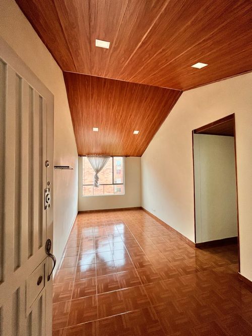 Apartamento de 3 alcobas en venta en Quintanares Et. Vi, Soacha, 59 m² · foto 8 de 23