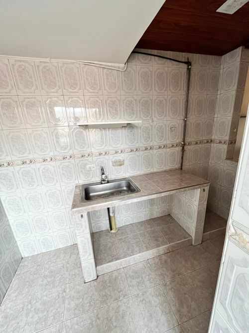 Apartamento de 3 alcobas en venta en Quintanares Et. Vi, Soacha, 59 m² · foto 18 de 23