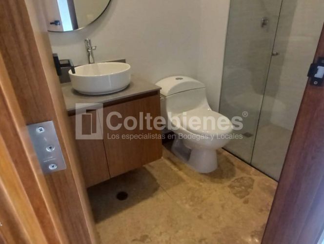 Apartamento de 3 alcobas en venta en La Florida, Medellín, 219 m² · foto 13 de 24