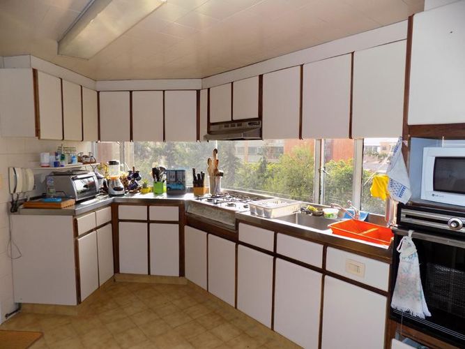 Apartamento de 3 alcobas en venta en Santa Barbara, Bogotá, 162 m² · foto 2 de 6