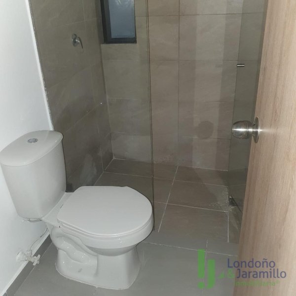 Apartamento en venta en Los Naranjos, Itagüí · foto 10 de 11