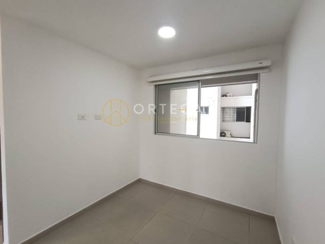 Apartamento de 3 alcobas en venta en Cañaveral, Floridablanca, 98 m² · foto 9 de 24