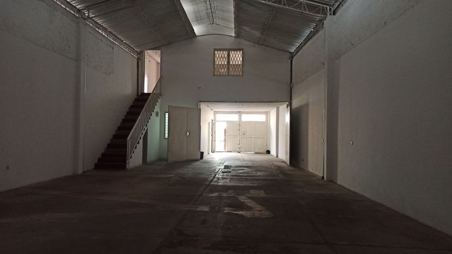 Bodega en venta en Guayaquil, Cali, 280 m² · foto 2 de 19