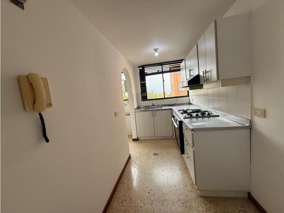 Apartamento en venta en El Poblado, Medellín 5