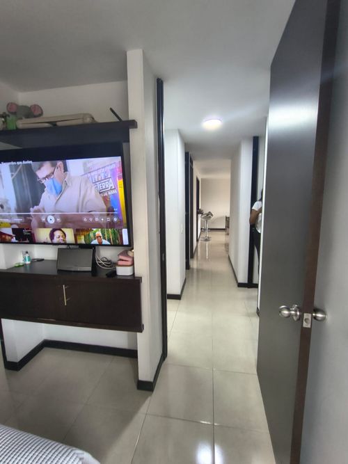 Apartamento de 3 alcobas en venta en Valle Del Lili, Cali, 65 m² · foto 8 de 24