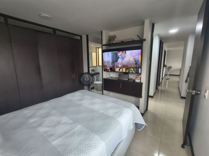 Apartamento de 3 alcobas en venta en Valle Del Lili, Cali, 65 m² · foto 12 de 24
