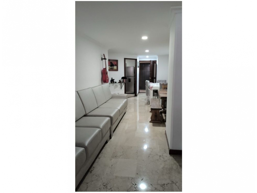 Apartamento en venta en El Poblado, Medellín 2